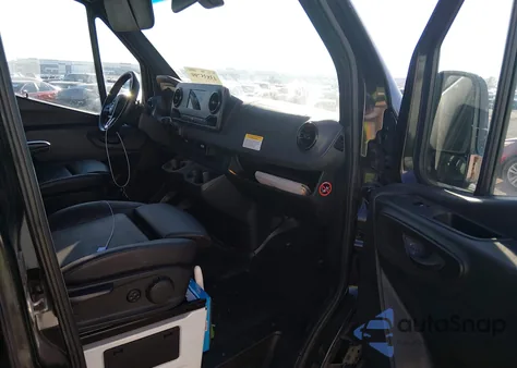 2019 Mercedes-Benz Sprinter 2500 Standard Roof I4 from USA, damaged, VIN WD4PF0ED3KT013065